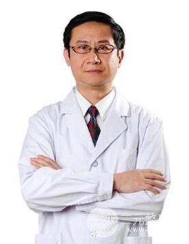 杨彪炳
