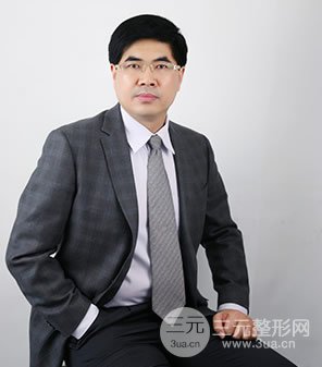 杜**