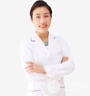 张亚洁