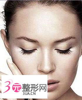 假体丰胸多少钱