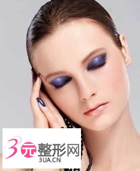 激光脱腋毛
