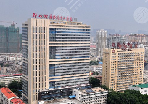 郑州大学附属郑州中心医院眼科