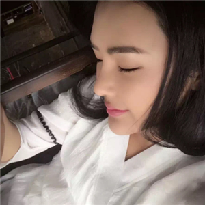 分享一下我的隆鼻失败修复前后对比果图片，沈国雄做的哦~