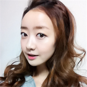 上海华美李志海做的v－line瓜子脸手术，果太好了~哈哈哈~