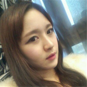 分享我改脸型+硅胶隆鼻手术前后对比果照片，伊莱美李湘源做的~