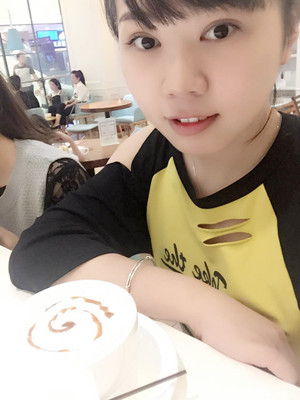 做了双眼皮多项整形手术，大家来看看果如何