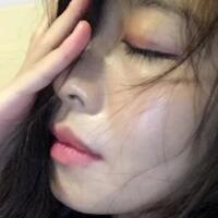 去医院做了面部埋埋蛋白线.提升，肌肤紧致果不错