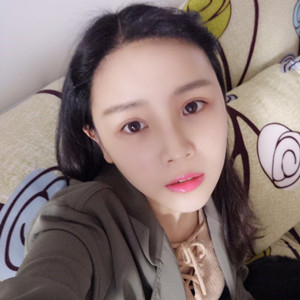 做了自体脂肪填充面部，脸部一下子就饱满了不少!