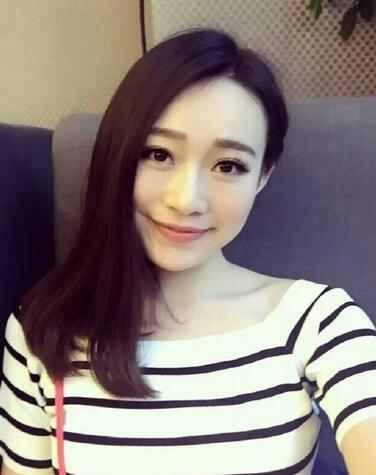 种植眉毛后二年图片