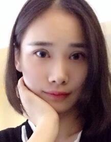 全切双眼皮拆线前的照片