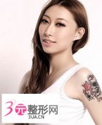 <b>隆胸后还能正常哺乳吗</b> <b>隆胸后还能正常哺乳吗</b>