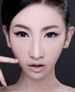 <b>割双眼皮恢复时间长吗</b> <b>割双眼皮恢复时间长吗</b>