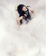 <b>丰胸的假体要怎么选择</b> <b>丰胸的假体要怎么选择</b>