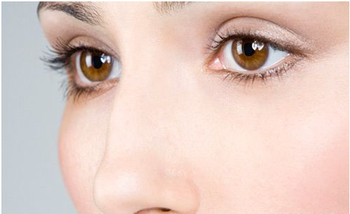 四川出现哪些情况需要取出隆鼻假体