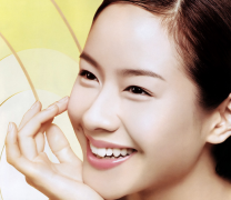 <b>四川隆鼻假体取出鼻子还能复原吗?</b> <b>四川隆鼻假体取出鼻子还能复原吗?</b>