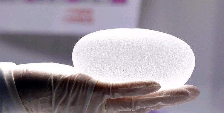 假体隆胸取出术有哪些优势假体隆胸取出前后果图