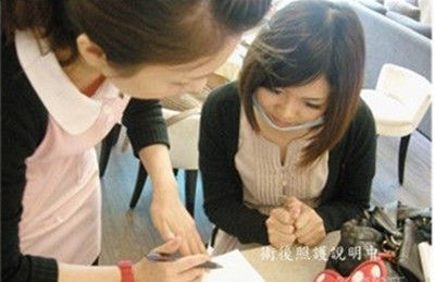 如何能让鼻子变挺窍门 注射玻尿酸隆鼻能够维持多久