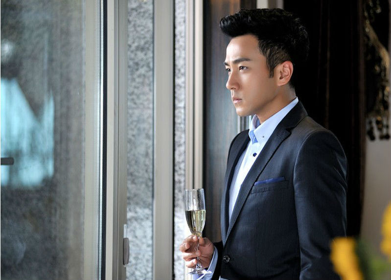 娱乐圈那些男士下颌角整形的成功案例