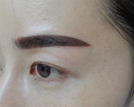 韩式纹雾状眉 轻松拥有逼真自然的雾眉