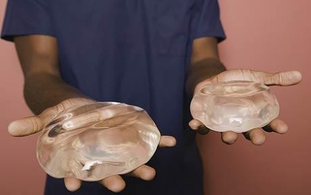 水滴型假体和圆型假体有什么区别?哪个好