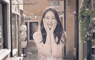 偶尔做个背影杀手,让蓝天白云变成你的背景也不错.