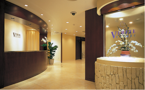 三元整形网 医院      美感十足的鼻尖应该呈锥体状,低鼻尖不是理想的