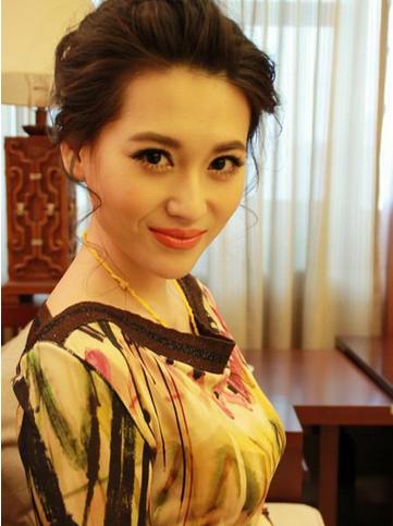 宁丹琳3岁出道19岁成名 整容变样与杨紫上演撕逼大战