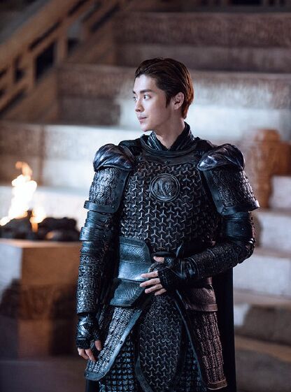 鹿晗称想挑战不一样的角色新戏想演变态