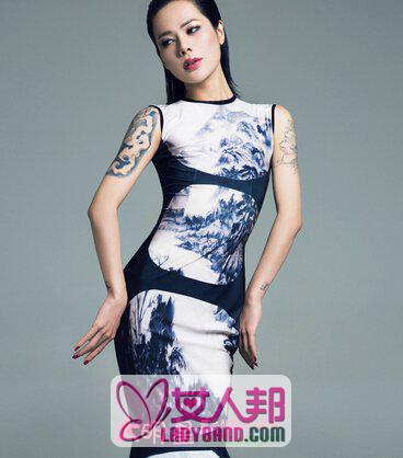 时诗整容前后图片 时诗整容了吗