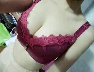 抽脂隆胸一个月 果自然