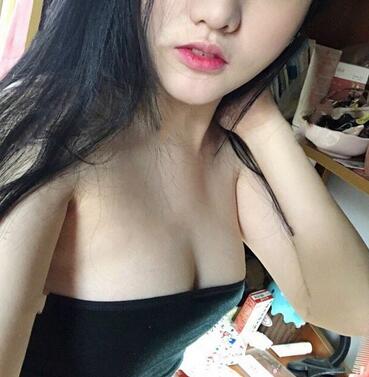 抽脂隆胸一个月 果自然