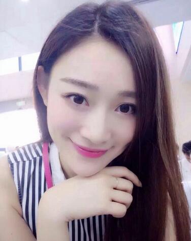 种植眉毛后二年图片