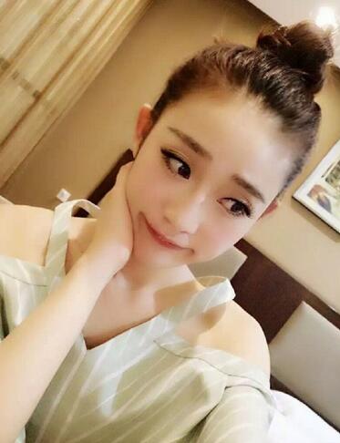 种植眉毛后二年图片