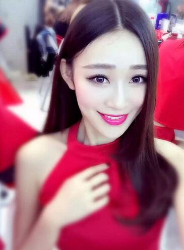 种植眉毛后二年图片