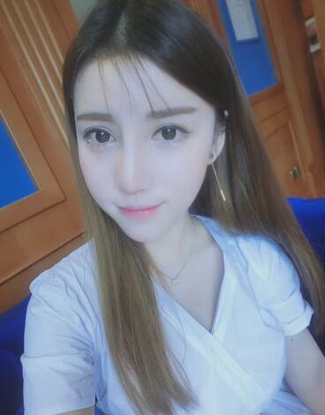 假体隆胸圆形果图 躺下果分享