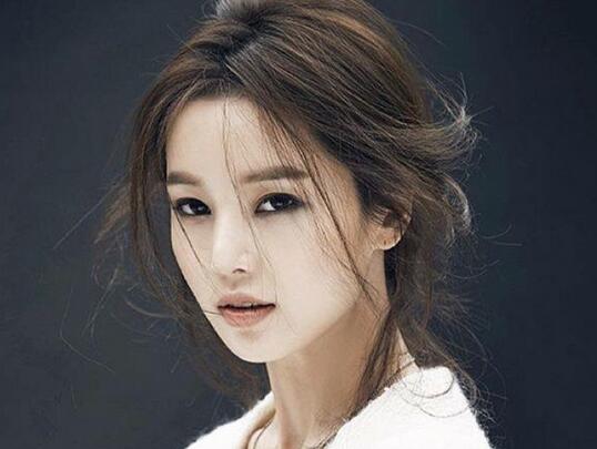 重睑术的手术方法及注意事项