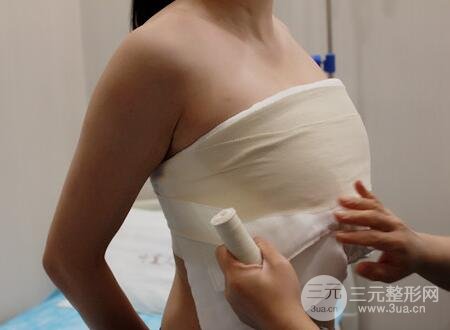 妙桃琴面丰胸4