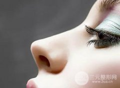 膨体取出前后图片,隆鼻假体可以取出来吗? 膨体取出前后图片,隆鼻假体可以取出来吗?