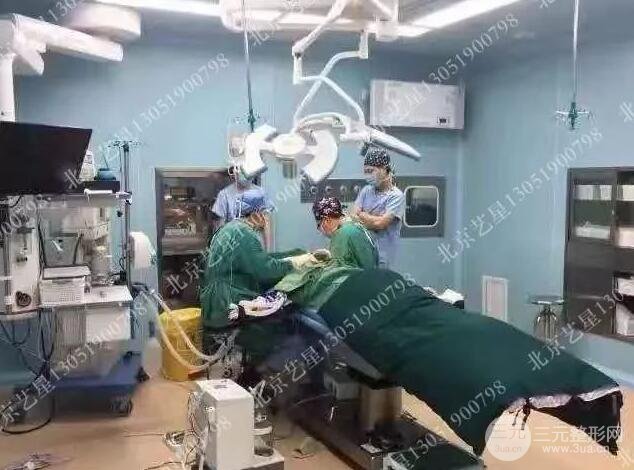 北京艺星仇侃敏微创肋软骨隆鼻前后对比图 术后一个月的恢复状况