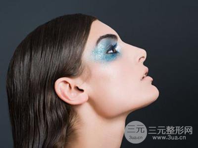 自体脂肪隆下巴疼吗?做了之后需要住院吗?