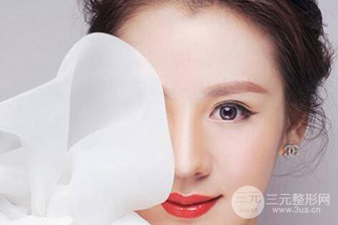 韩式定点双眼皮的后遗症