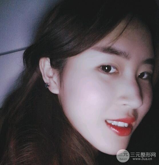 门牙矫正