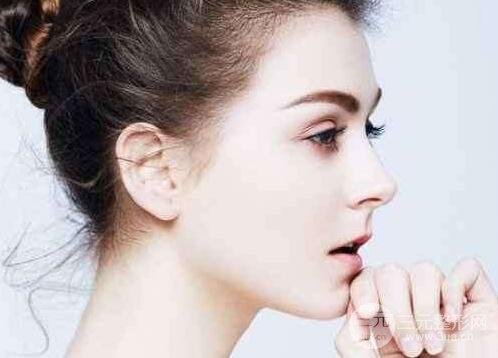 硅胶隆鼻多少钱合理？多久恢复自然？