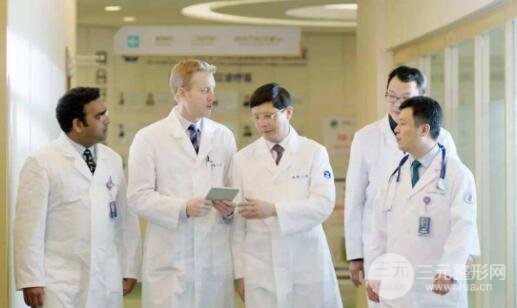 浙江大学医学院附属第二医院整形科的医护团队