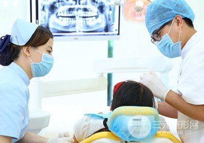 拜博口腔医院价目表