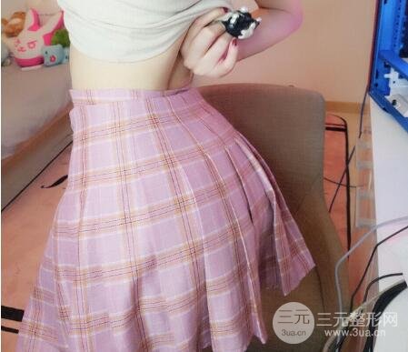 臀部吸脂