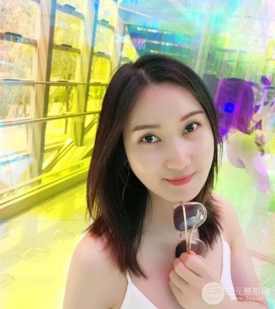 彩光嫩肤祛痘