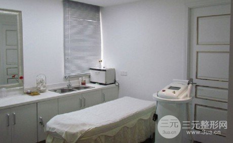 激光缓解黑眼圈有吗
