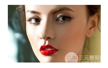 抽脂去眼袋手术利弊