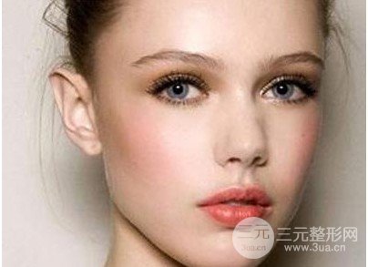 吸脂去下眼袋的方法具体是怎样的